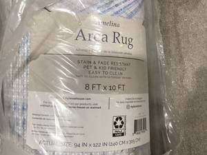 lot 689 image: Amelina Area Rug