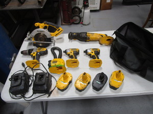lot 9 image: DeWalt 18v Tools, Batteries, Chargers, Tool Bag