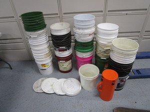 lot 80 image: Misc. Buckets & Lids