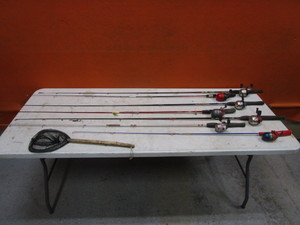 lot 80-B image: Fishing Rods & Reels & Bait Net