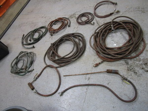 lot 20 image: Lot of 12 Industrial Air Hose & Accessories