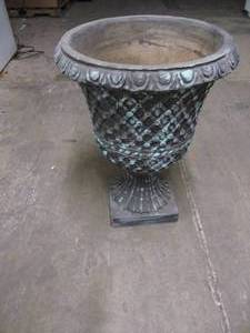 Plantar 26 tall 18 wide plastic...