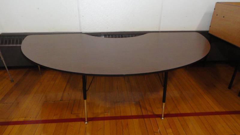 lot 197 image: 96L x 39W x 23.5 H Arched Brown Activities Table - Adjustable