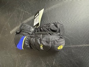lot 165 image: New Head Kids Winter  Ski Mittens With Dupont Sorona Insulation Size Small 4 - 6   Black