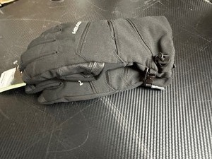 lot 164 image: New Head Winter  Ski Gloves With Dupont Sorona Insulation Size Small   Black