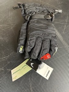 lot 71 image: New Head Childrens Winter  Ski Gloves with Dupont Sorona Insulation - Size M  Medium 6 - 10  Black