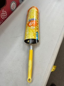 lot 210 image: New Swiffer 6 Dust Mop  Duster Heavy Duty