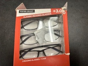 lot 282 image: 3 Pack of Design Optics By Foster Grant Classic Reading Glasses 3.00 Open Box New