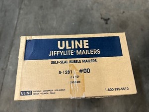 lot 363 image: New 250 Pack of Uline Jiffylite Bubble Mailer #00 Gold Part S-1281 5 x 10 Marked # 6