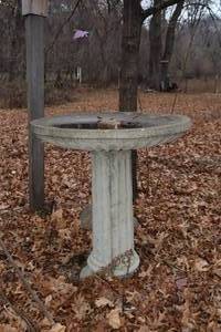 lot 58 image: Lawn & GardenConcrete Birdbath