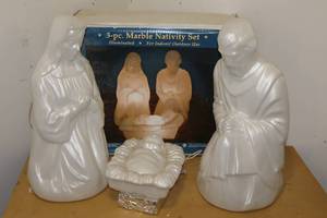 lot 150 image: 3 Piece 28 Marble White Nativity Set Lighted Blow Mold General Foam Plastics...