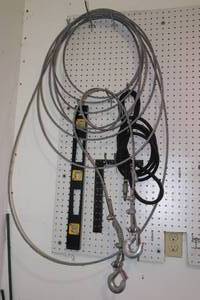 lot 89 image: Garage Shop Utility ToolsCable Tow Rope, Air Hose,  Level, Steel Square Etc