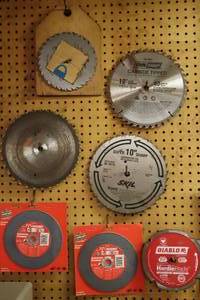lot 37 image: Garage Shop SuppliesCircular Saw Blades Sanding Disc Etc