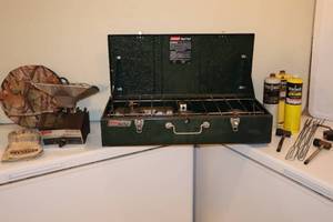 lot 20 image: CampingColeman Dual Fuel Powerhouse 428 Stove, Coleman Focus 15 Heater Etc