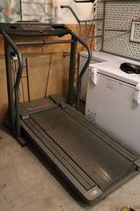lot 19 image: Cadence P. A. C. E. R.  Treadmill w Sony Headset