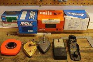 lot 42 image: Garage Shop Workbench Hand Tools Supplies Etc