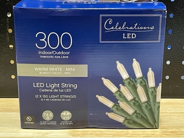 Warm White Christmas Light String of 300