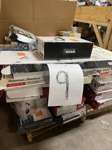 HUGE LOT of MOEN, DELTA, PFISTER, Glacier Bay Kitchen Faucets, Bathroom Faucets, Showers, Bathtub Faucets - For Parts - Sells GREAT on eBay