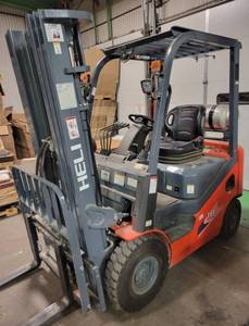 Info Lot (please view lot 28, where you can bid on this forklift)&nbsp