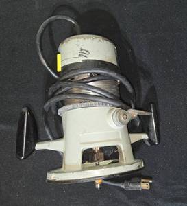 lot 146 image: Robert Bosch Power Tool Router Base Model .04 with Motor Model .05