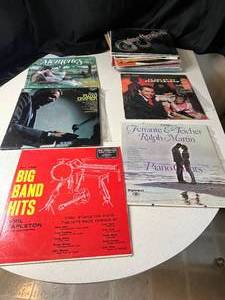 lot 352 image: Lot of Vintage Vinyl Records - Including Floyd Cramer, Captain & Tennille, and More