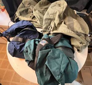 lot 357 image: Lot of Assorted Travel Bags - Eagle Creek & Built NY
