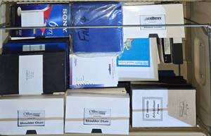 lot 442 image: Lot of 13 Home Improvement and Building Guides