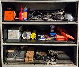 lot 403 image: Lot of Assorted Garage Tools and Supplies