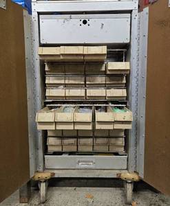 lot 460 image: Large Parts Storage Cabinet with Assorted Hardware and Supplies