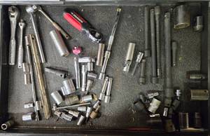 lot 466 image: Large Set of Mixed Mechanic Tools Including Sockets and Extensions