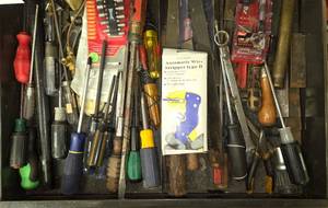 lot 472 image: Mixed Lot of Hand Tools Including Screwdrivers, Pliers, and Wire Stripper