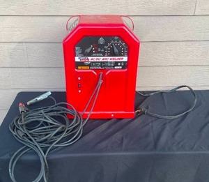 lot 5 image: Lincoln Electric ACDC Arc Welder Model ACDC 225125