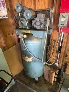 lot 15 image: CAIRE Custom Built Air Compressor Model CU410820-50V