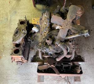 lot 37 image: Used Engine Block and Components - Vintage Repair Project