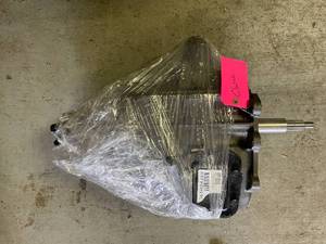 lot 44 image: Remanufactured Transmission with Clutch Components
