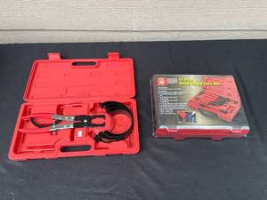lot 66 image: 11-Piece Snap Ring Pliers Set with Blow Mold Case