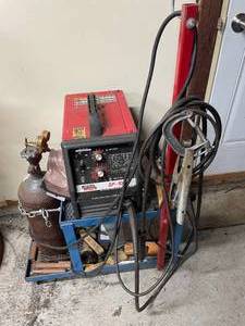 lot 74 image: Lincoln Electric SP-100 Arc Welder with Cart and Accessories