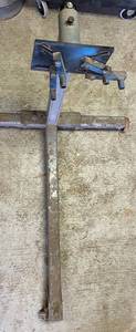 lot 78 image: Heavy-Duty Engine Stand