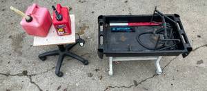 lot 509 image: Assorted Tools and Equipment Including Spyder Saw Blades, Storage Box, and Gas Cans