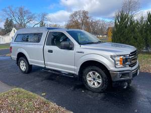 lot 1 image: 2018 Silver Ford F-150 XLT SuperCab 4WD with ARE Cap