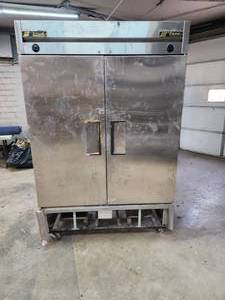 True Upright Refrigerator Freezer Combo