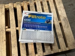 lot 165 image: 4 New 3M Filtrete 20x20x1 Furnace  Air Filters - Premium Filtration 2200