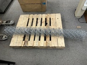 lot 140 image: 6 x 10 11.5-Gauge Compact Galvanized Chain-Link Fence