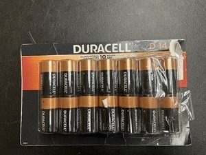 lot 214 image: Ope Box 14 Pack of Duracell D Batteries - Untested