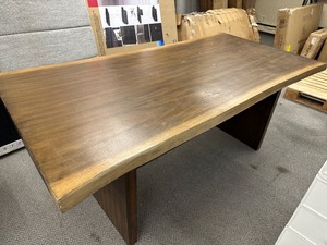 lot 125 image: Live Edge Table