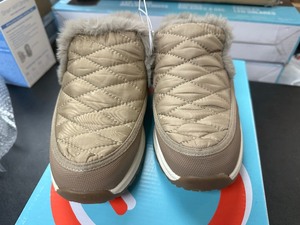 lot 380 image: New Womens Baretraps Gemma Spring  Winter Faux Fur Lined Shoes  Mules  Slippers Size 8 Taupe