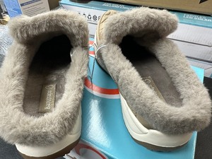 lot 381 image: New Womens Baretraps Gemma Spring  Winter Faux Fur Lined Shoes  Mules  Slippers Size 8.5 Taupe