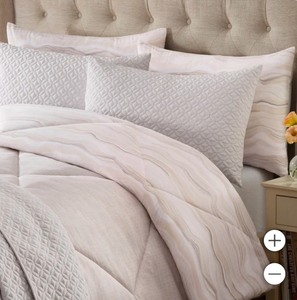 lot 264 image: Style Decor 6-piece Comforter and Coverlet Set, Agate Stripe Neutral King Size