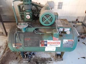 CHAMPION COMMANDAIR 34 HP AIR COMPRESSOR