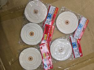 lot 13 image: Lot of 5 Pitbull Buffing Soft with each dimension of 6 x 12 (New in pack)